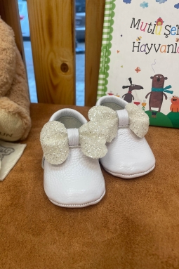 Детские мокасины Adele из натуральной кожи белые